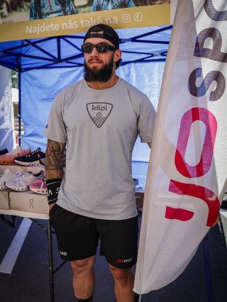 V @collierycrossfitostrava proběhly Colliery Made Games 2025, kterých se zúčastnil @ma.balaz a umístil se na 🥉 ve své...